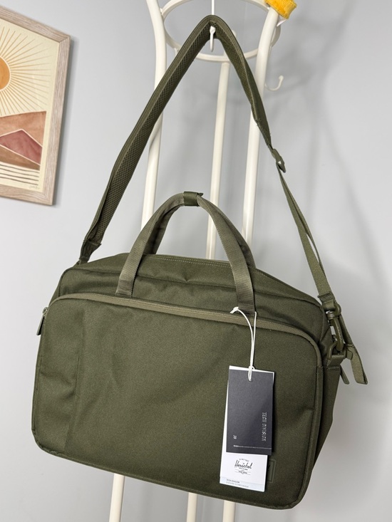 Herschel Supply Company Other - Herschel 18L - Olive Green - Messenger Travel Bag
